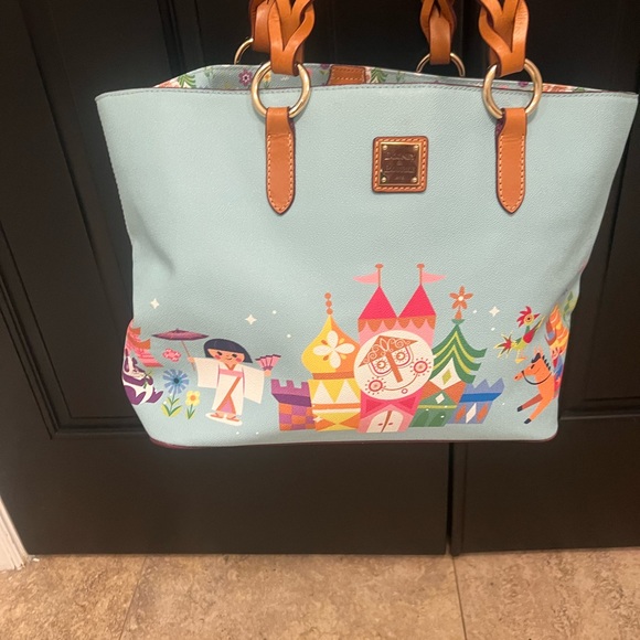Disney Dooney & Bourke It’s A Small World XLg Leather Tote - Picture 3 of 10